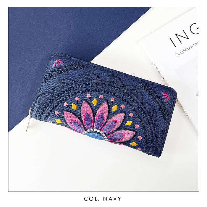 【ルイショップ】 本革 エスニック刺繍 ラウンド型 長財布